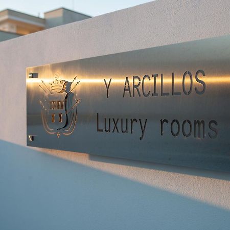 Y Arcillos Luxury Rooms Cin Ito75O35B4Ooo468O2 Лечче Экстерьер фото