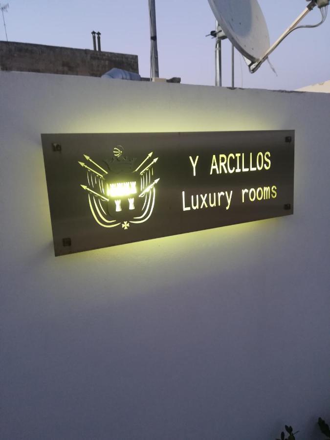 Y Arcillos Luxury Rooms Cin Ito75O35B4Ooo468O2 Лечче Экстерьер фото